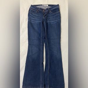 Levi’s Bold Curve - size 11 - boot cut